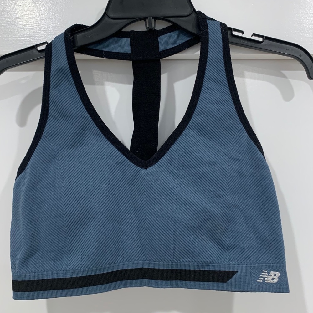 new balance Sports Bra (size XL)